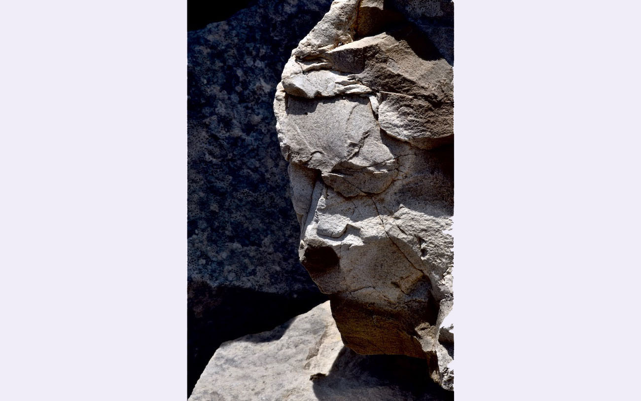 Ma tête pour Samothrace- © Jacques Lamy -imageslamy.fr -Portraits pétrographiques- Les pierres du chemin
